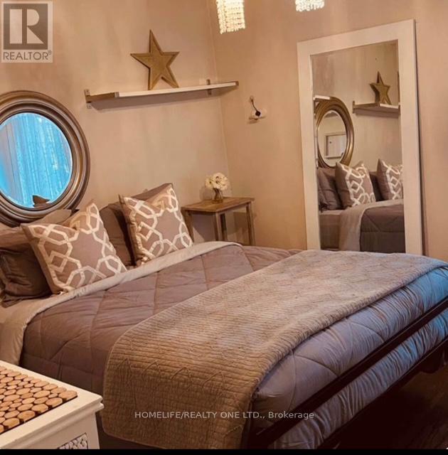 128 Carlaw Avenue, Toronto, Ontario  M4M 2R9 - Photo 8 - E12703788