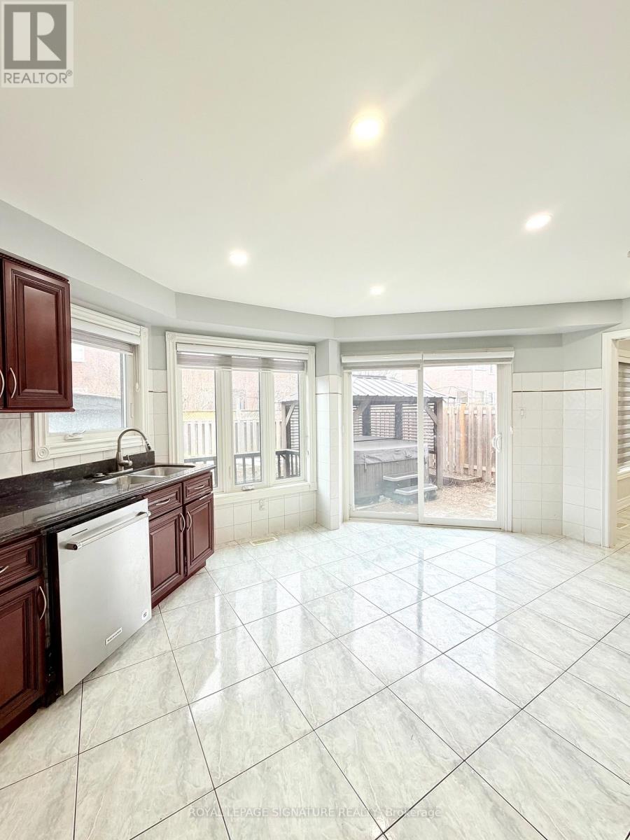 Main - 16 Oak Knoll Crescent, Toronto, Ontario  M1B 4V4 - Photo 20 - E12703858