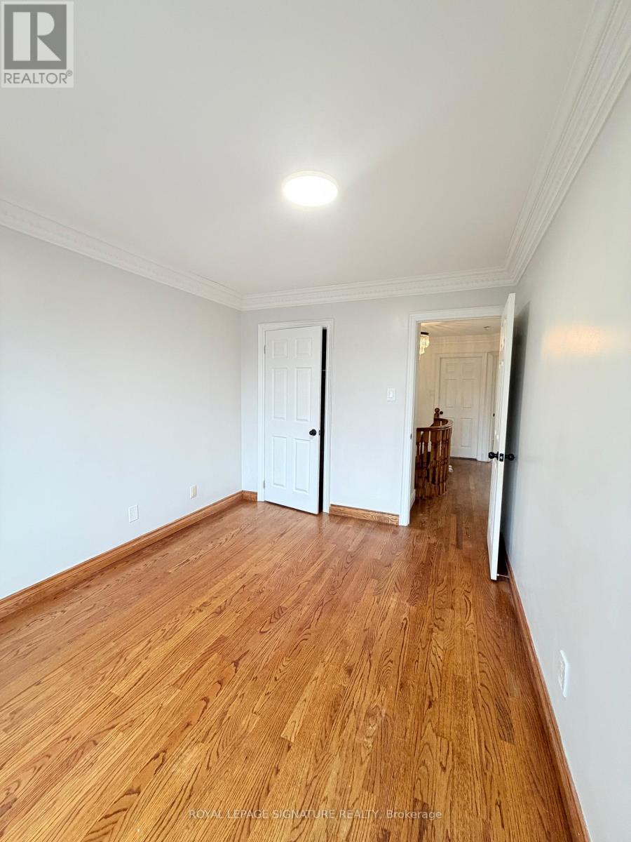 Main - 16 Oak Knoll Crescent, Toronto, Ontario  M1B 4V4 - Photo 30 - E12703858