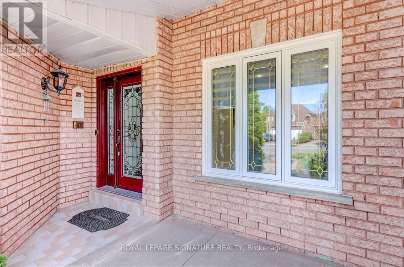 Main - 16 Oak Knoll Crescent, Toronto, Ontario  M1B 4V4 - Photo 7 - E12703858