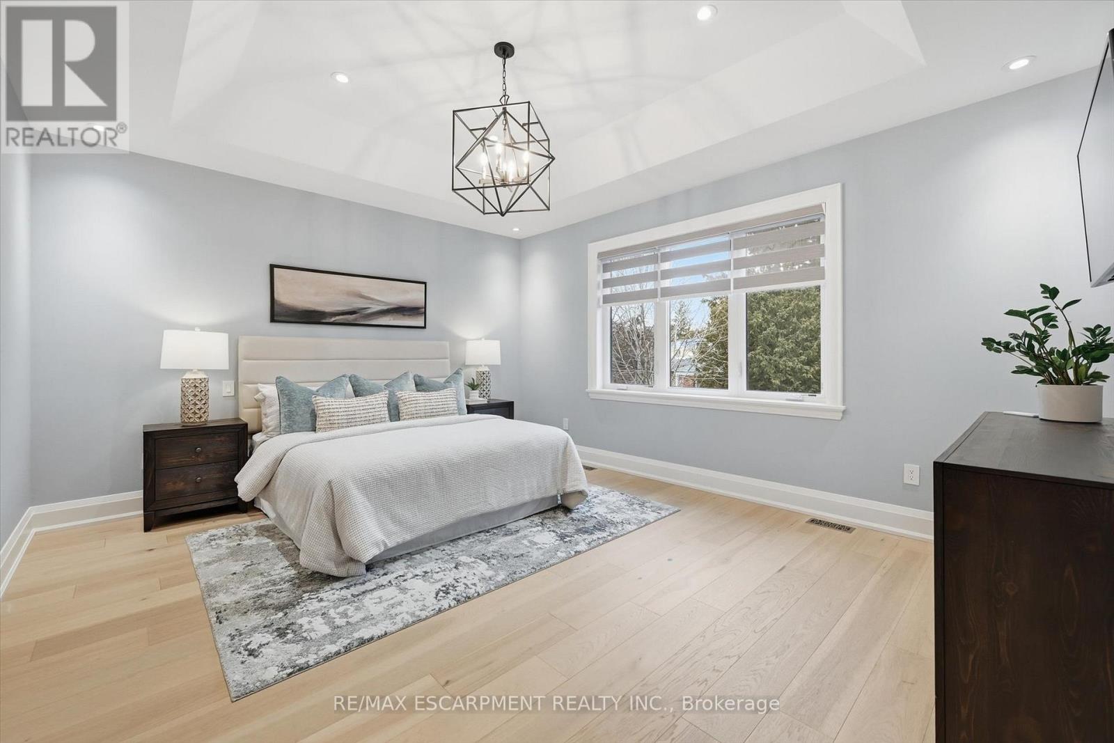 2229 Tallman Avenue, Burlington, Ontario  L7R 1R2 - Photo 29 - W12703610