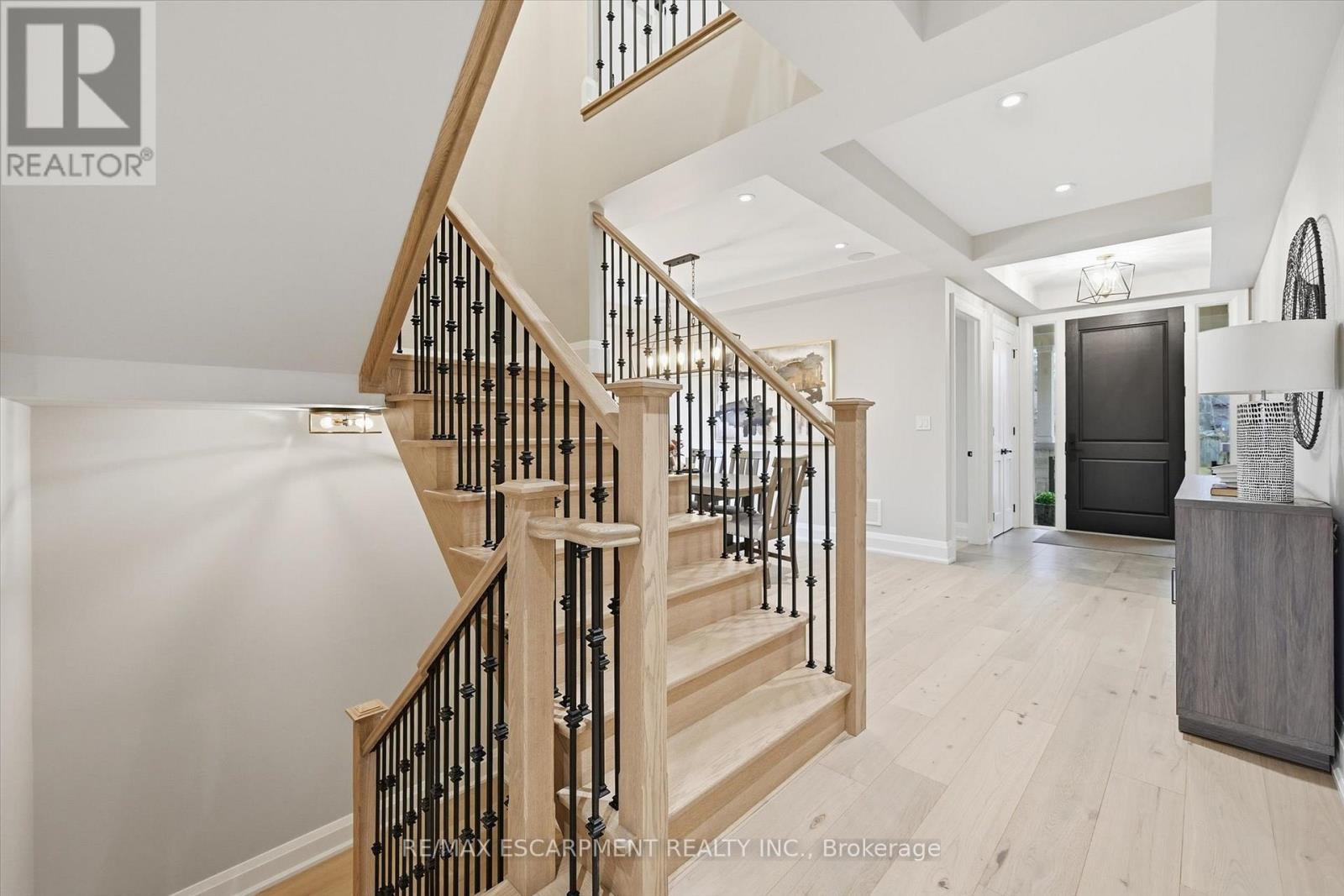 2229 Tallman Avenue, Burlington, Ontario  L7R 1R2 - Photo 26 - W12703610