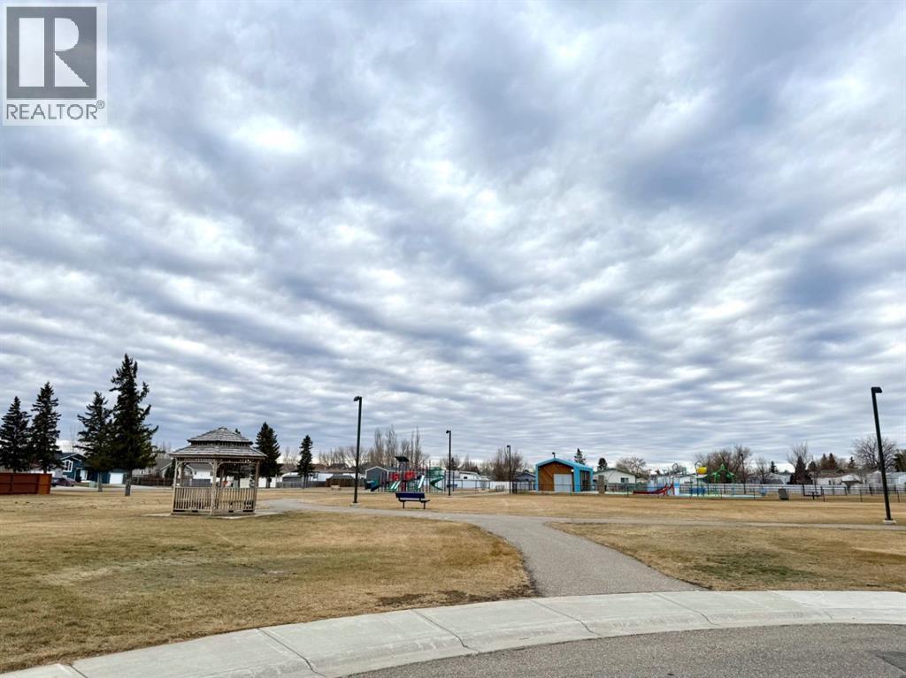 633 48 Avenue, Coalhurst, Alberta  T0L 0V0 - Photo 28 - A2279783