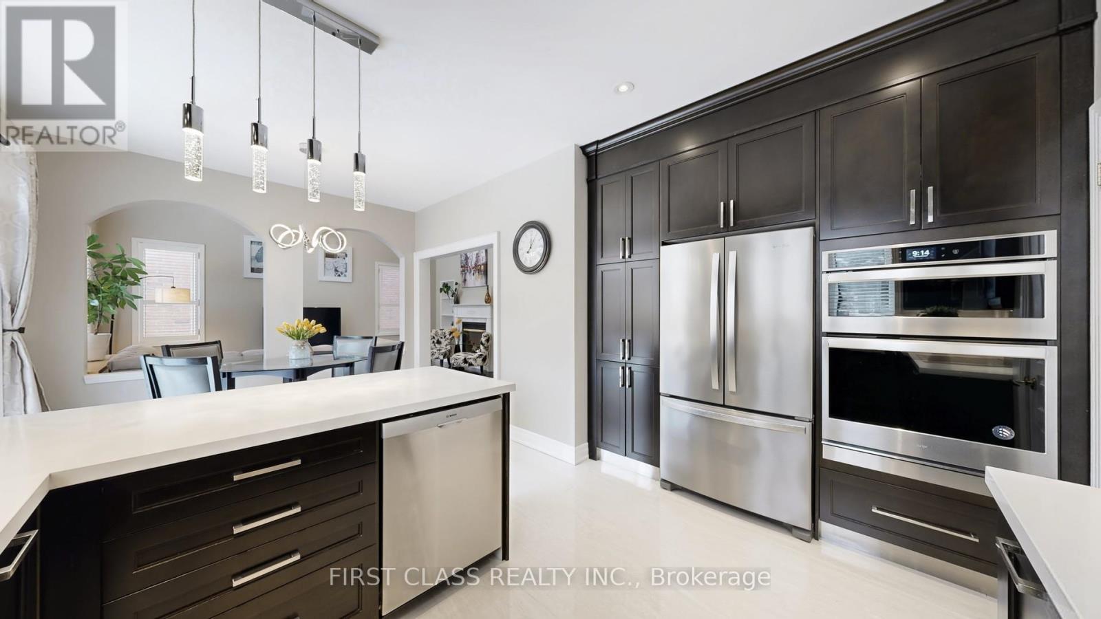 43 Calico Crescent, Markham, Ontario  L6C 3A4 - Photo 16 - N12703652