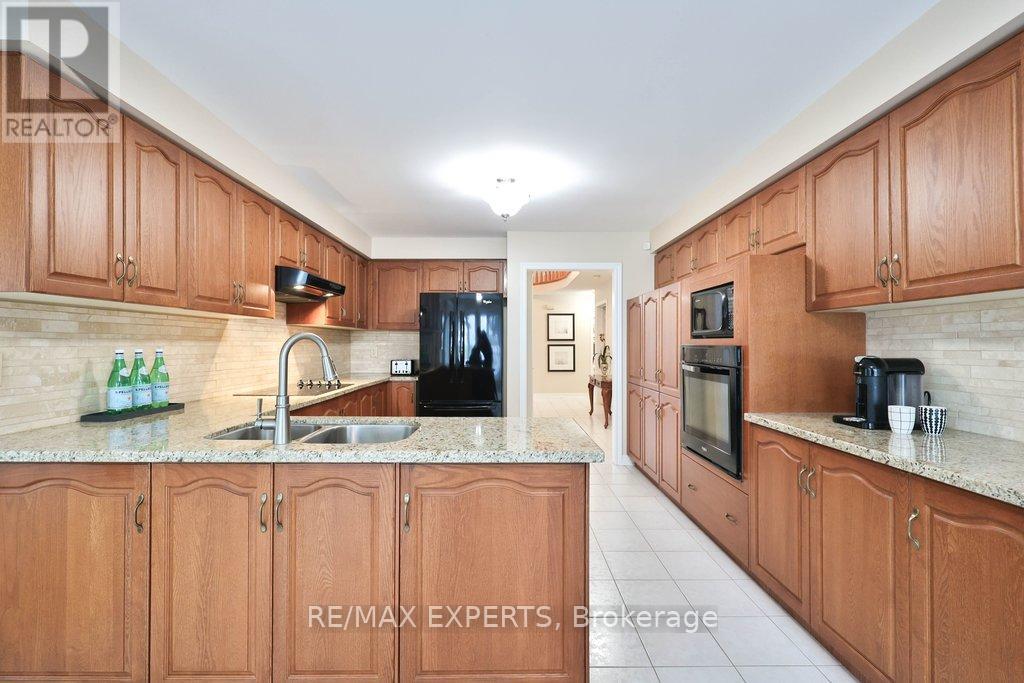 102 Vaughan Mills Road, Vaughan, Ontario  L4H 1C8 - Photo 12 - N12703668