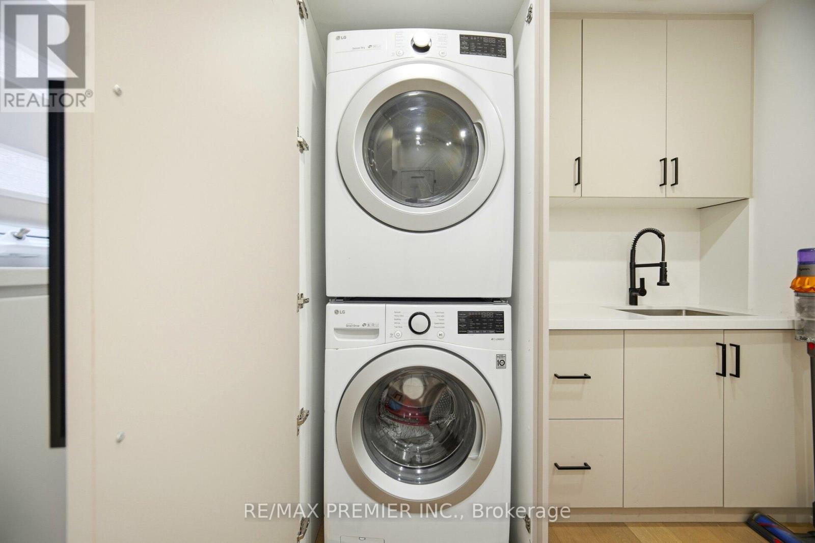 80 Sgotto Boulevard, Vaughan, Ontario  L4H 1W8 - Photo 13 - N12703802