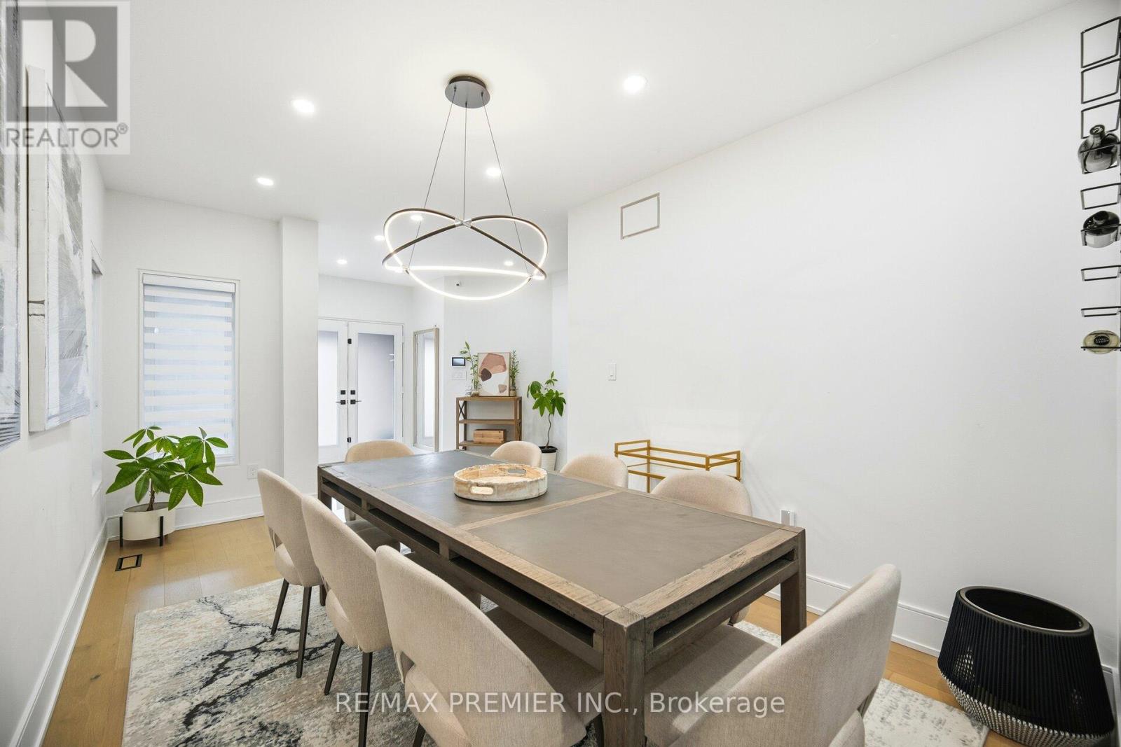 80 Sgotto Boulevard, Vaughan, Ontario  L4H 1W8 - Photo 6 - N12703802