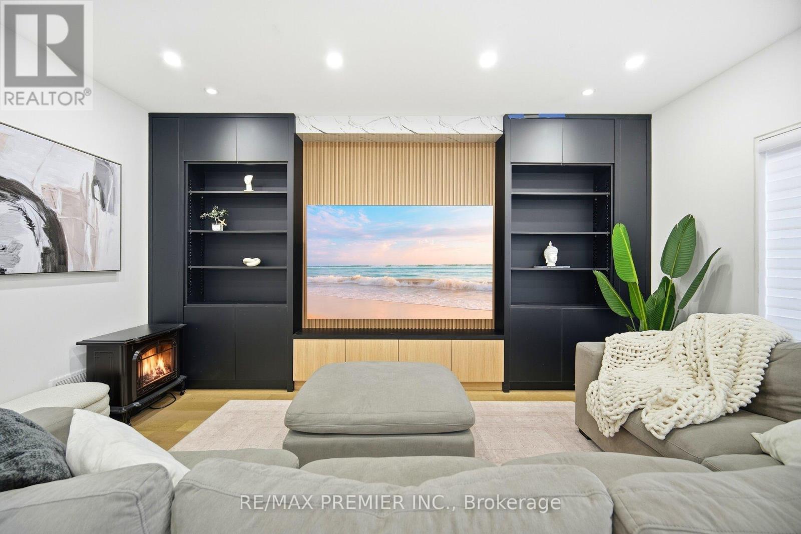 80 Sgotto Boulevard, Vaughan, Ontario  L4H 1W8 - Photo 9 - N12703802