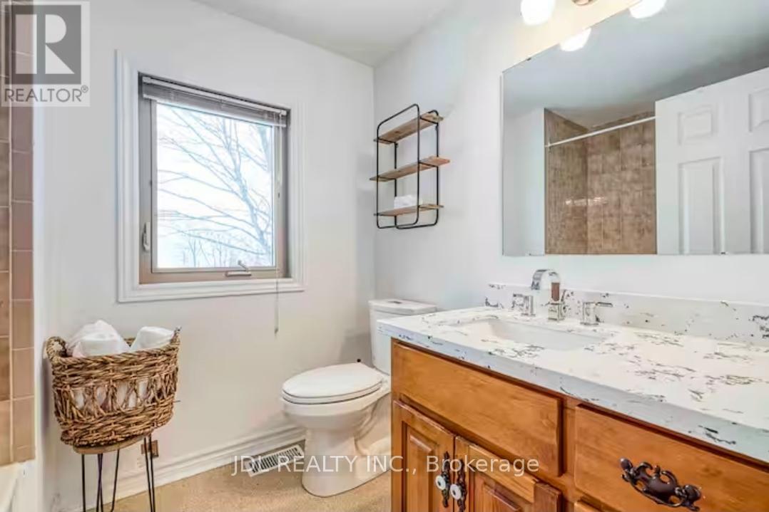 200 Bayview Avenue, Tay, Ontario  L0K 1R0 - Photo 16 - S12703702