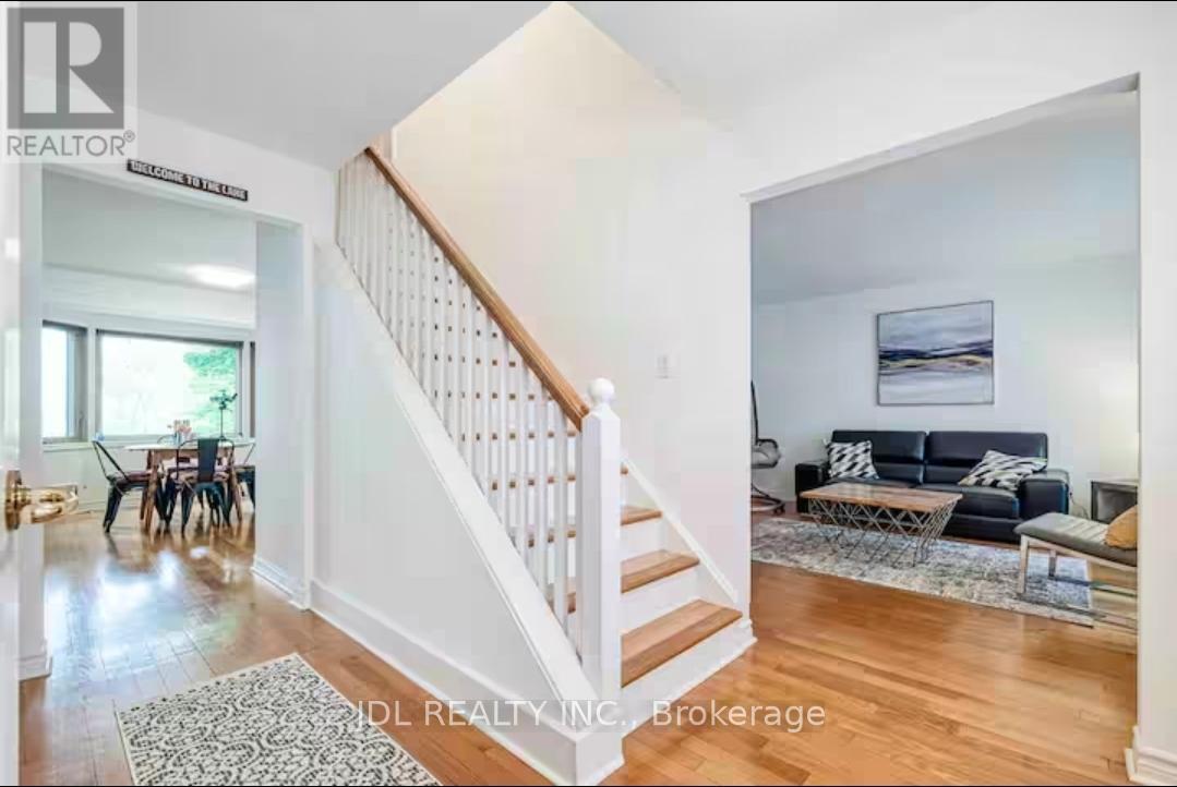 200 Bayview Avenue, Tay, Ontario  L0K 1R0 - Photo 4 - S12703702