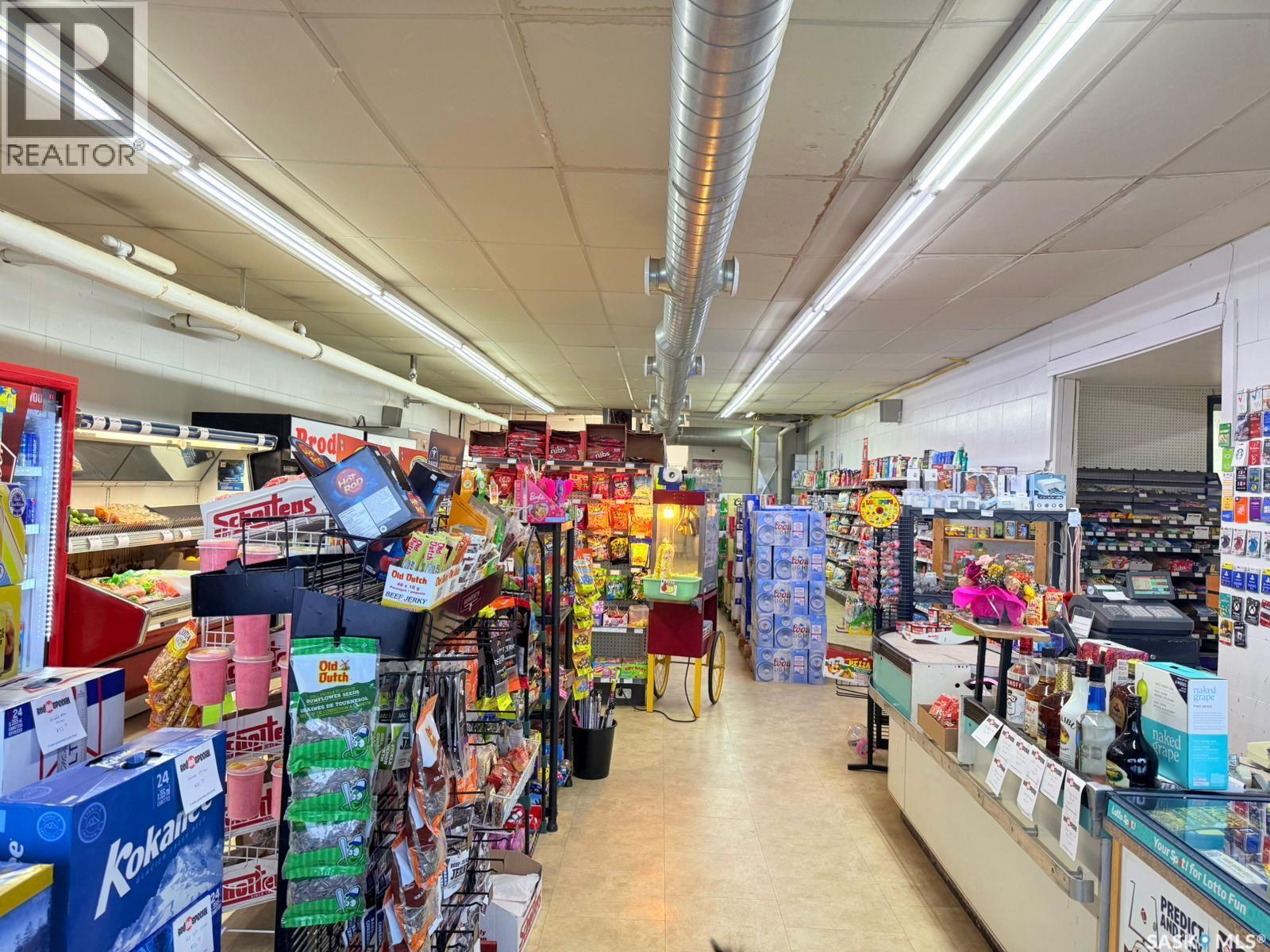 103 Main Street, Radville, Saskatchewan  S0C 2G0 - Photo 2 - SK026971