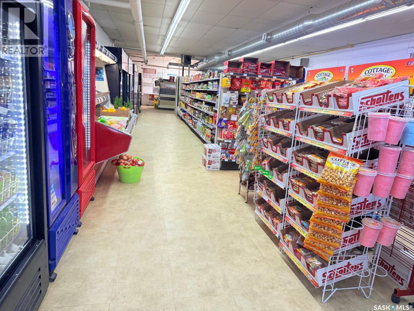 103 Main Street, Radville, Saskatchewan  S0C 2G0 - Photo 3 - SK026971