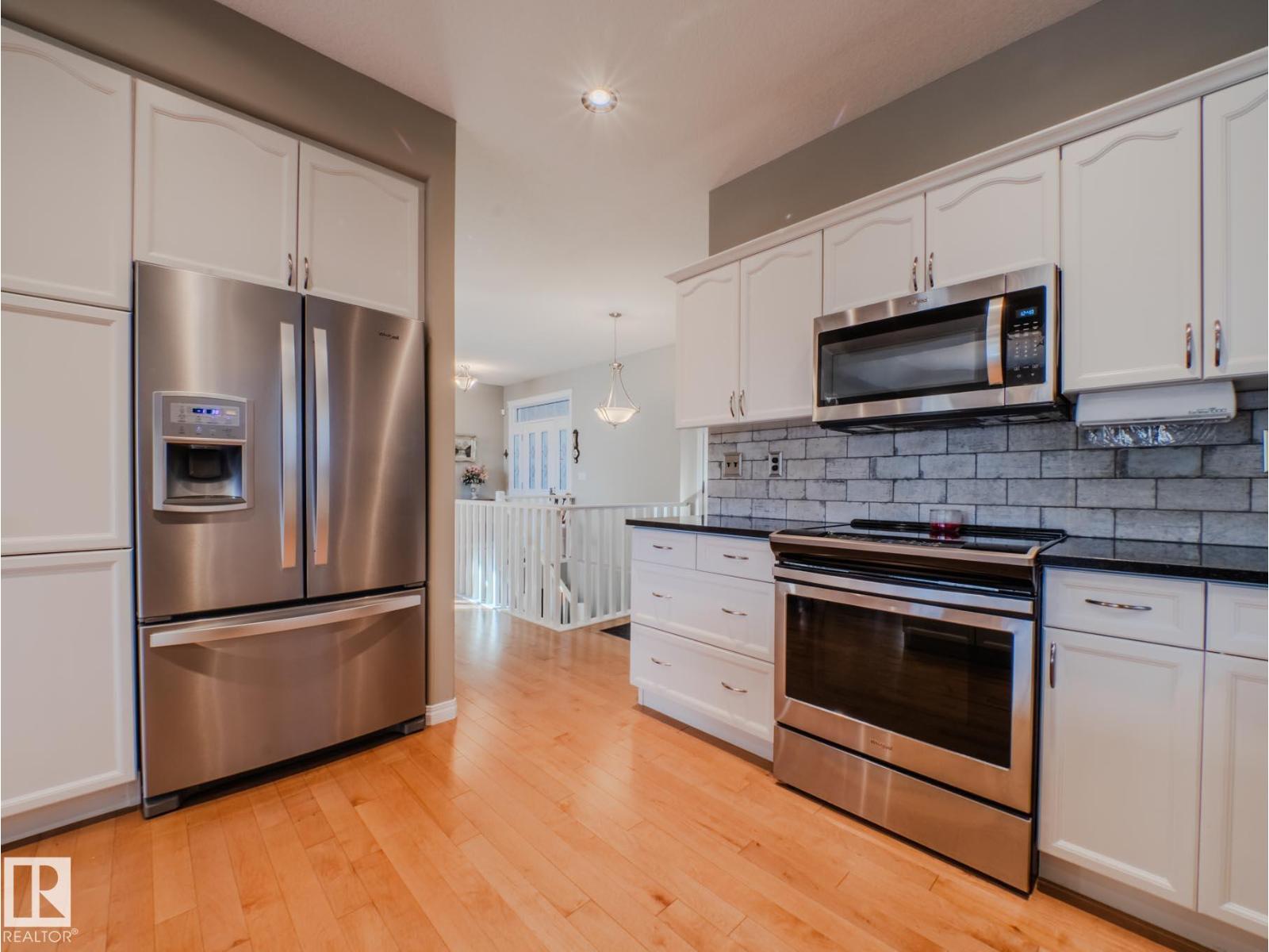 #15 18343 Lessard Rd Nw, Edmonton, Alberta  T6M 0A2 - Photo 5 - E4470275