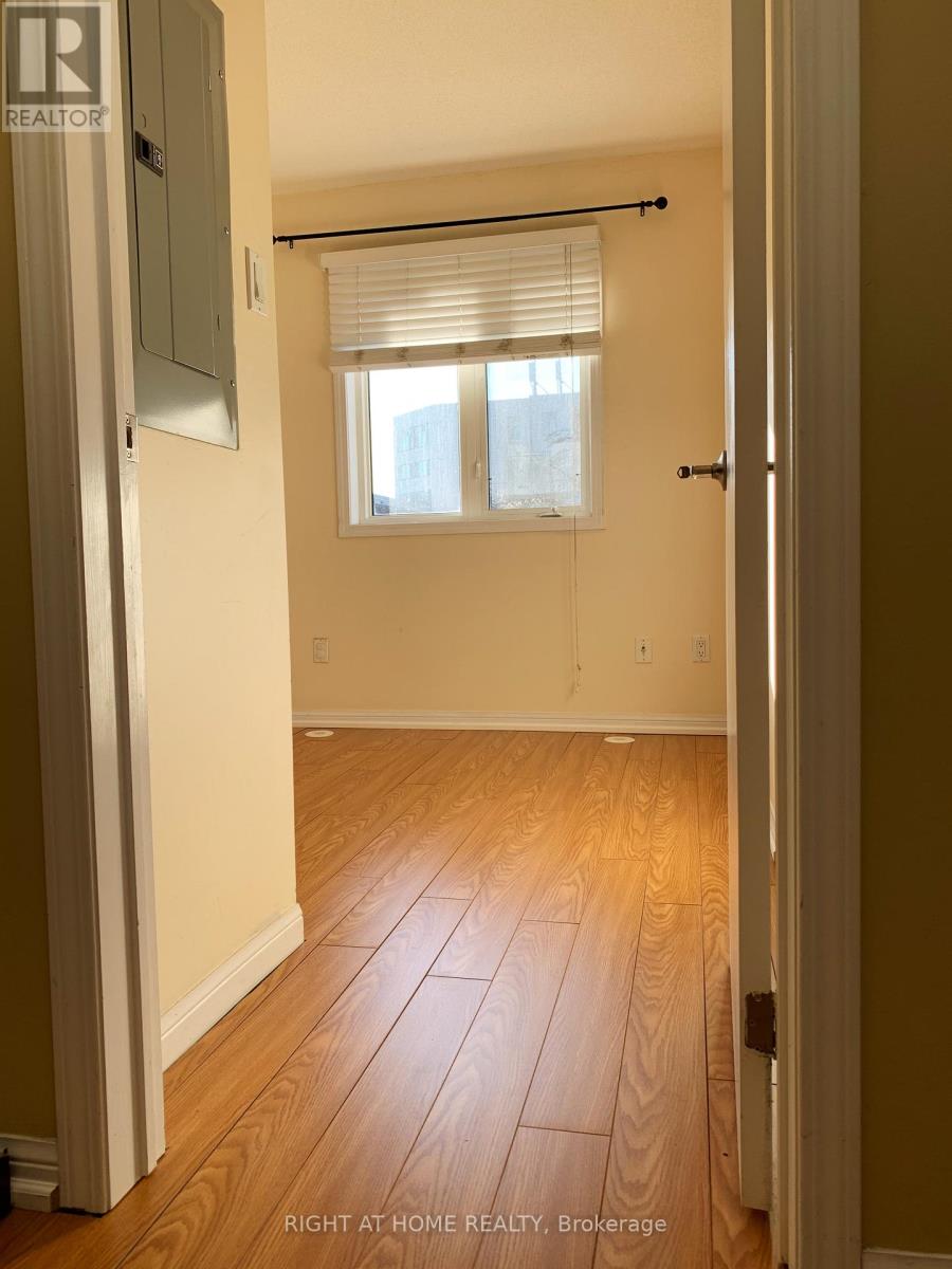 622 - 15 Laidlaw Street, Toronto, Ontario  M6K 1X3 - Photo 7 - W12703654