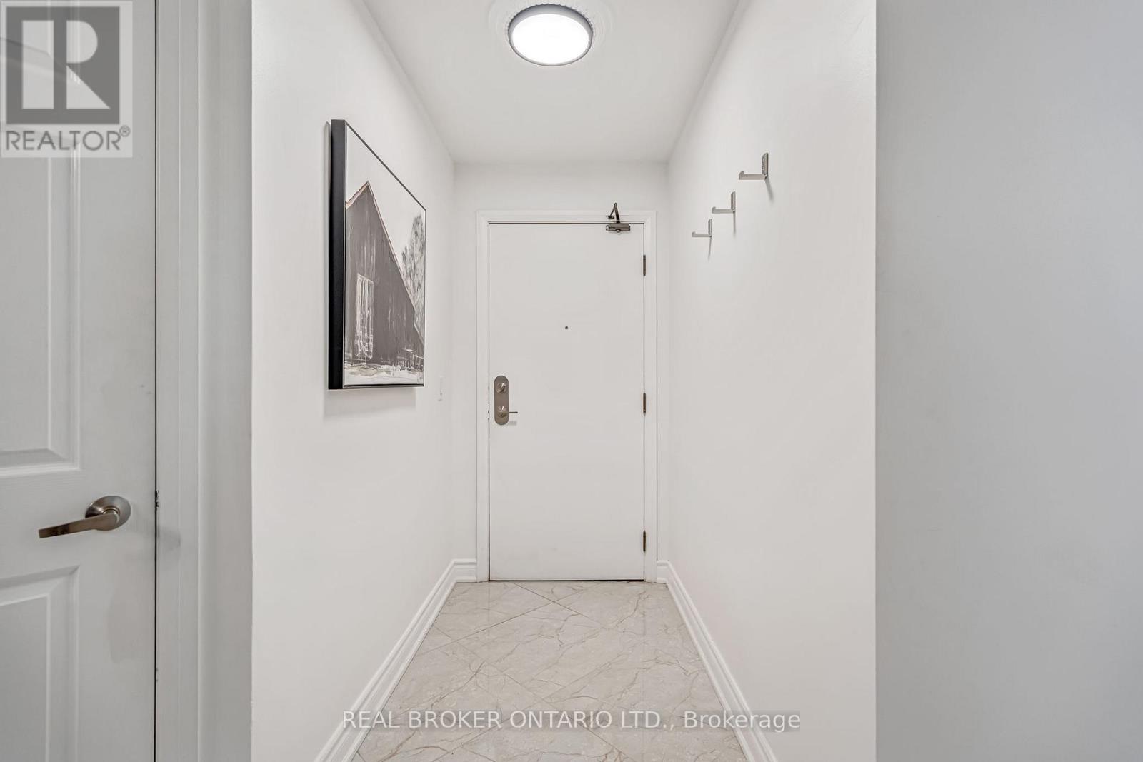 904 - 220 Forum Drive, Mississauga, Ontario  L4Z 4K1 - Photo 3 - W12703666