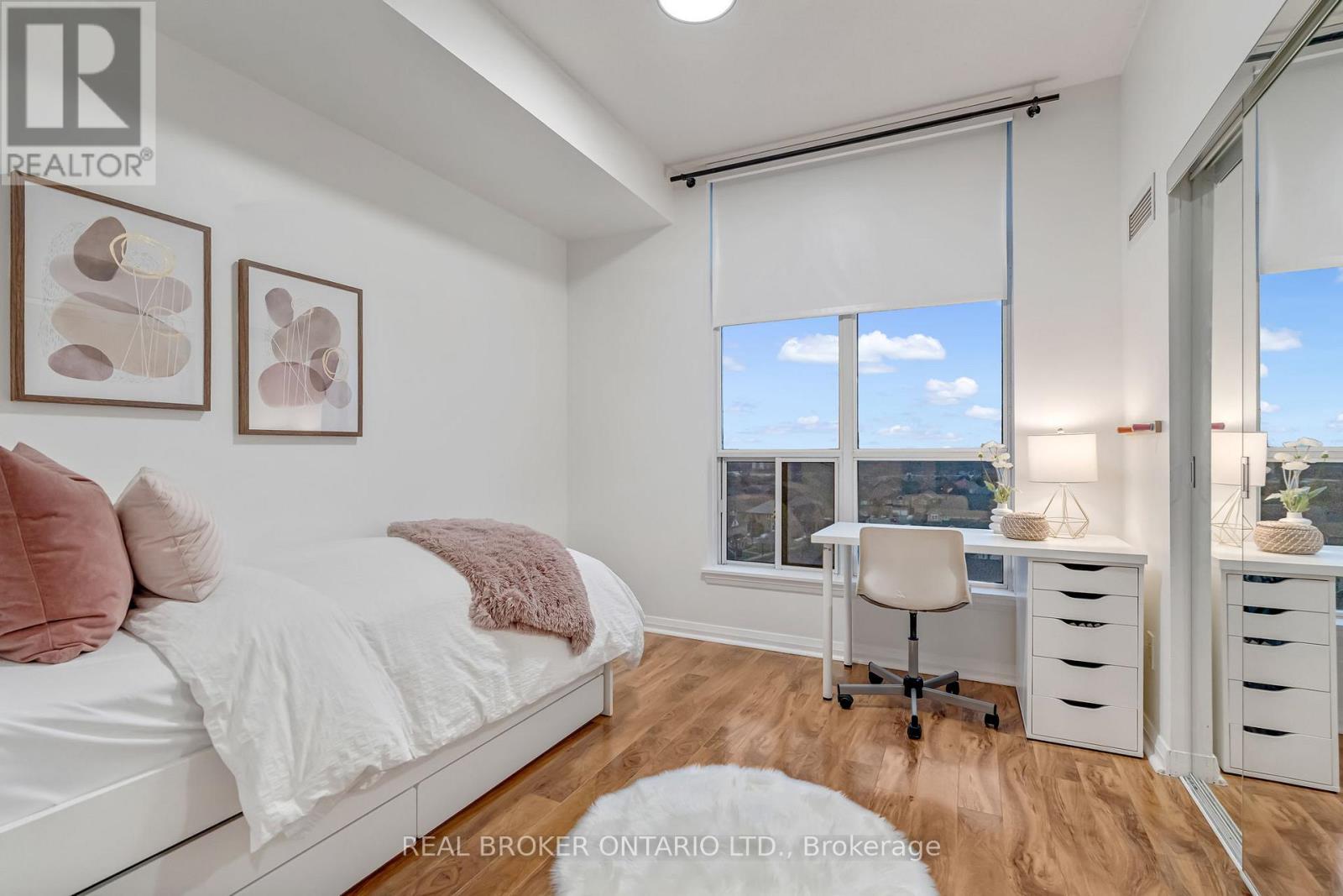 904 - 220 Forum Drive, Mississauga, Ontario  L4Z 4K1 - Photo 9 - W12703666