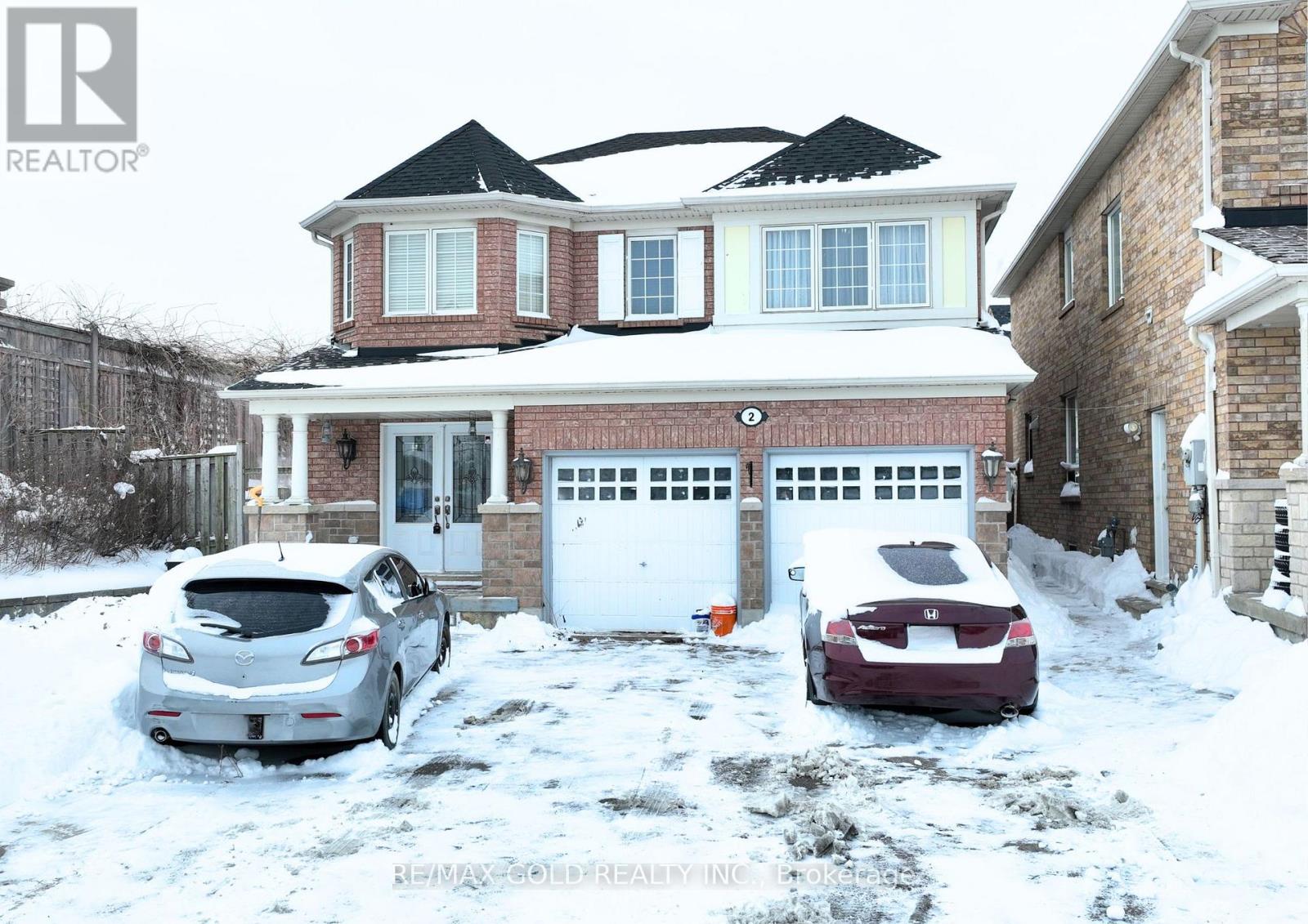 2 Zimmer Street, Brampton, Ontario  L6S 6L3 - Photo 2 - W12703704