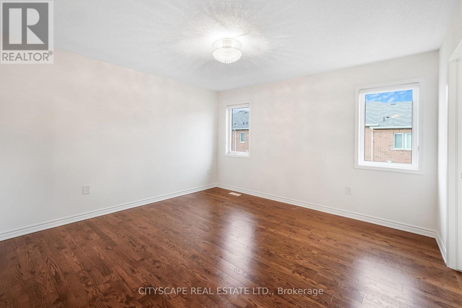 141 Hatt Court, Milton, Ontario  L9E 1G7 - Photo 34 - W12703776