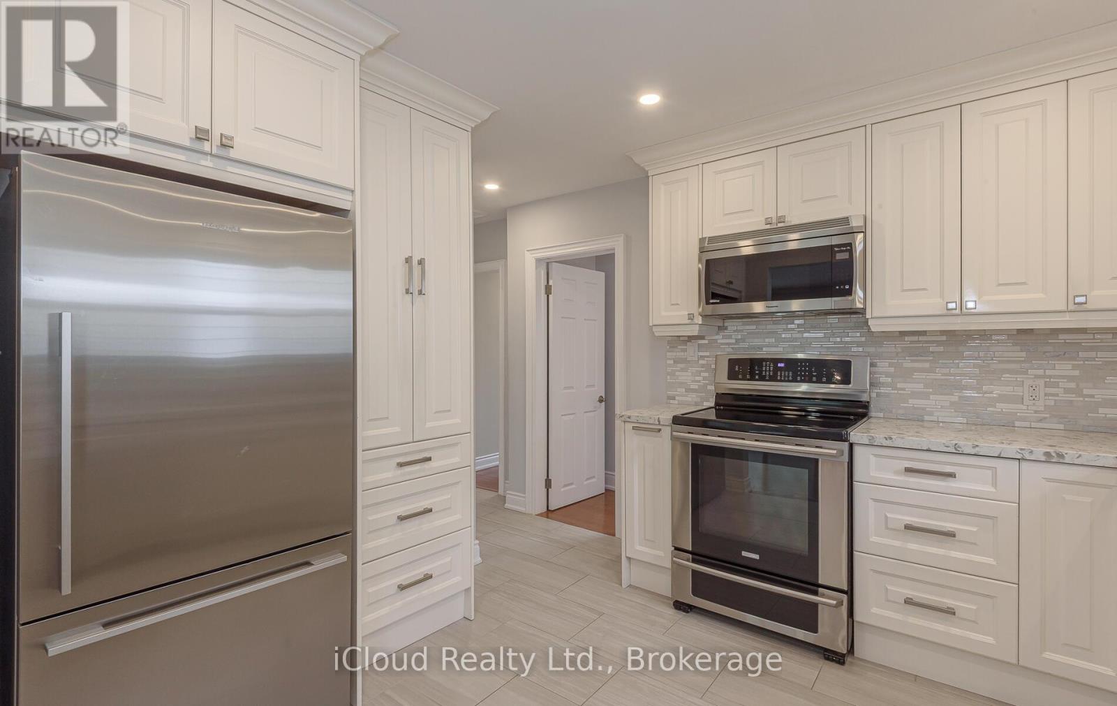 45 Archibald Street, Brampton, Ontario  L6X 1M3 - Photo 7 - W12703778