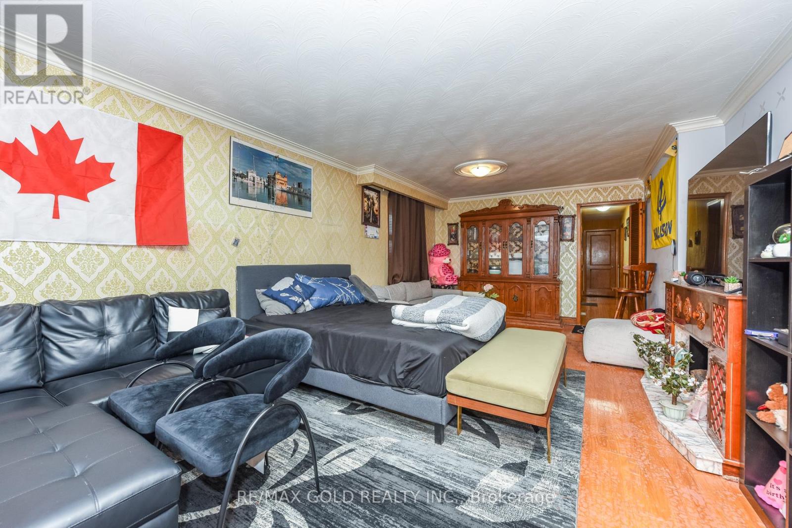 3359 Lehigh Crescent, Mississauga, Ontario  L4T 1W9 - Photo 5 - W12703784