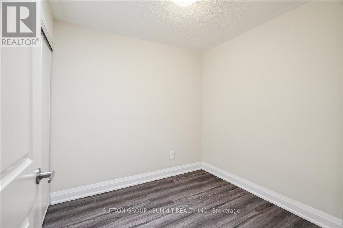 105 - 1593 Rose Way, Milton, Ontario  L9T 7E7 - Photo 19 - W12235624