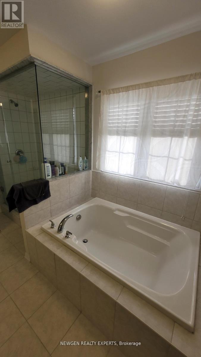 31 Sara Drive, Thorold, Ontario  L3B 0G4 - Photo 7 - X12703746