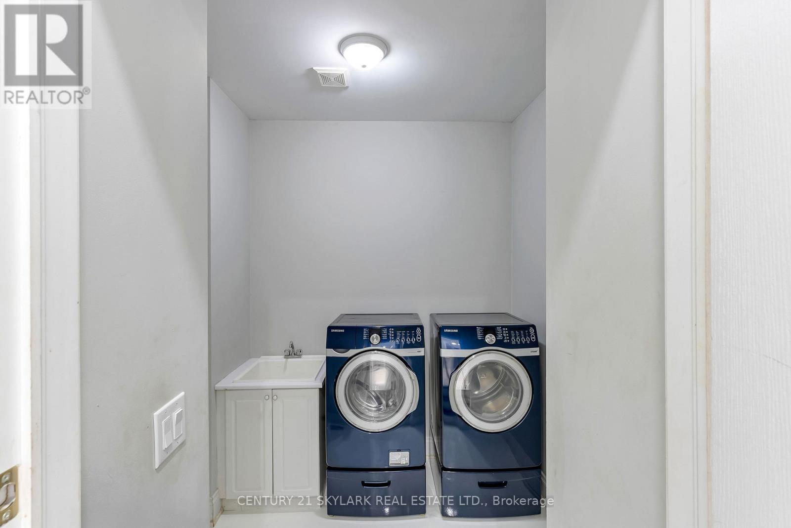 7 Yellow Avens Boulevard, Brampton, Ontario  L6R 0K5 - Photo 15 - W12667992