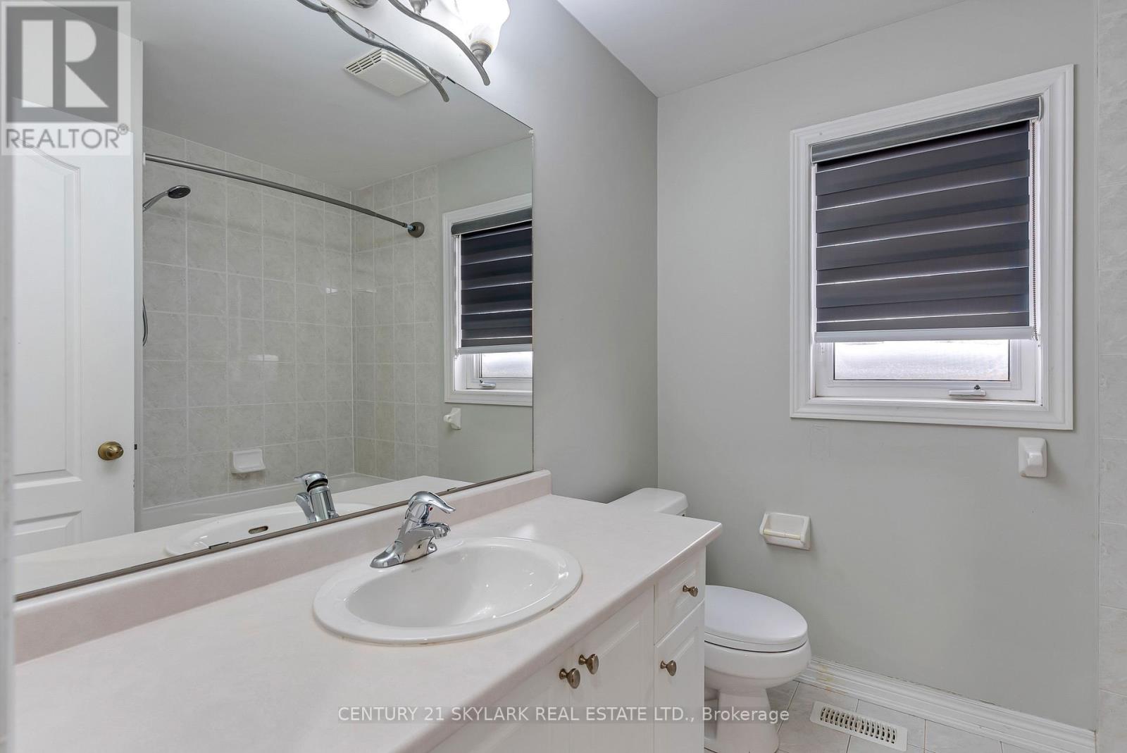 7 Yellow Avens Boulevard, Brampton, Ontario  L6R 0K5 - Photo 20 - W12667992