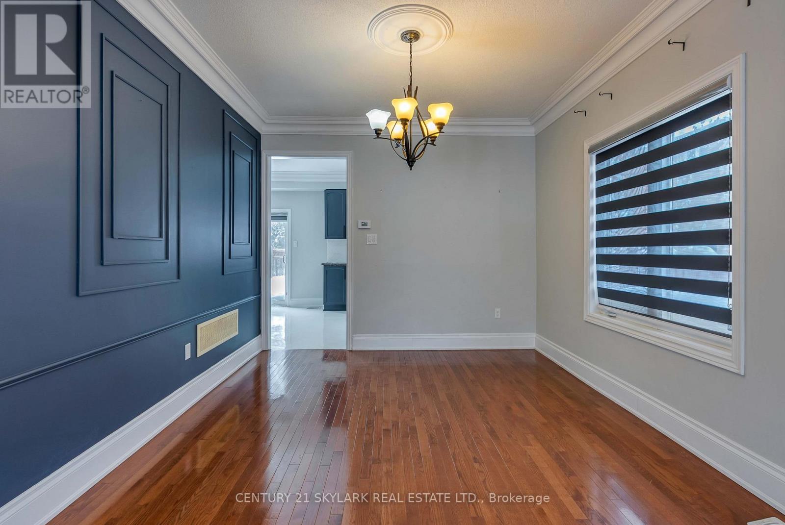 7 Yellow Avens Boulevard, Brampton, Ontario  L6R 0K5 - Photo 6 - W12667992