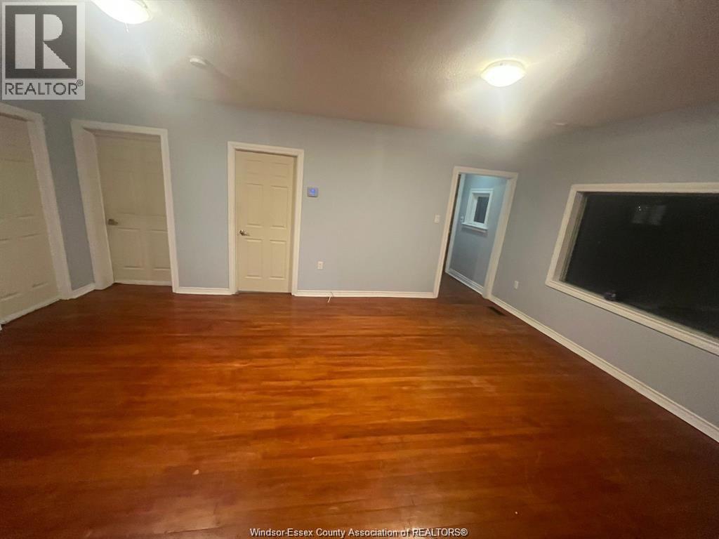 4 Hazelton Street, Leamington, Ontario  N8H 1B6 - Photo 4 - 26001314