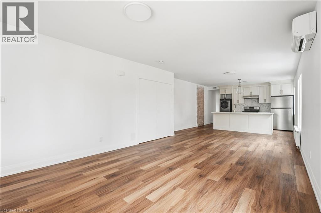 4876 Simcoe Street Unit# 2, Niagara Falls, Ontario  L2E 1V9 - Photo 5 - 40799085