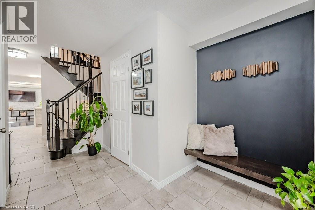 54 Geranium Avenue, Hamilton, Ontario  L0R 1P0 - Photo 5 - 40798781