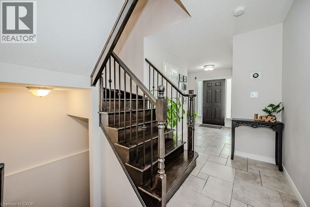 54 Geranium Avenue, Hamilton, Ontario  L0R 1P0 - Photo 6 - 40798781