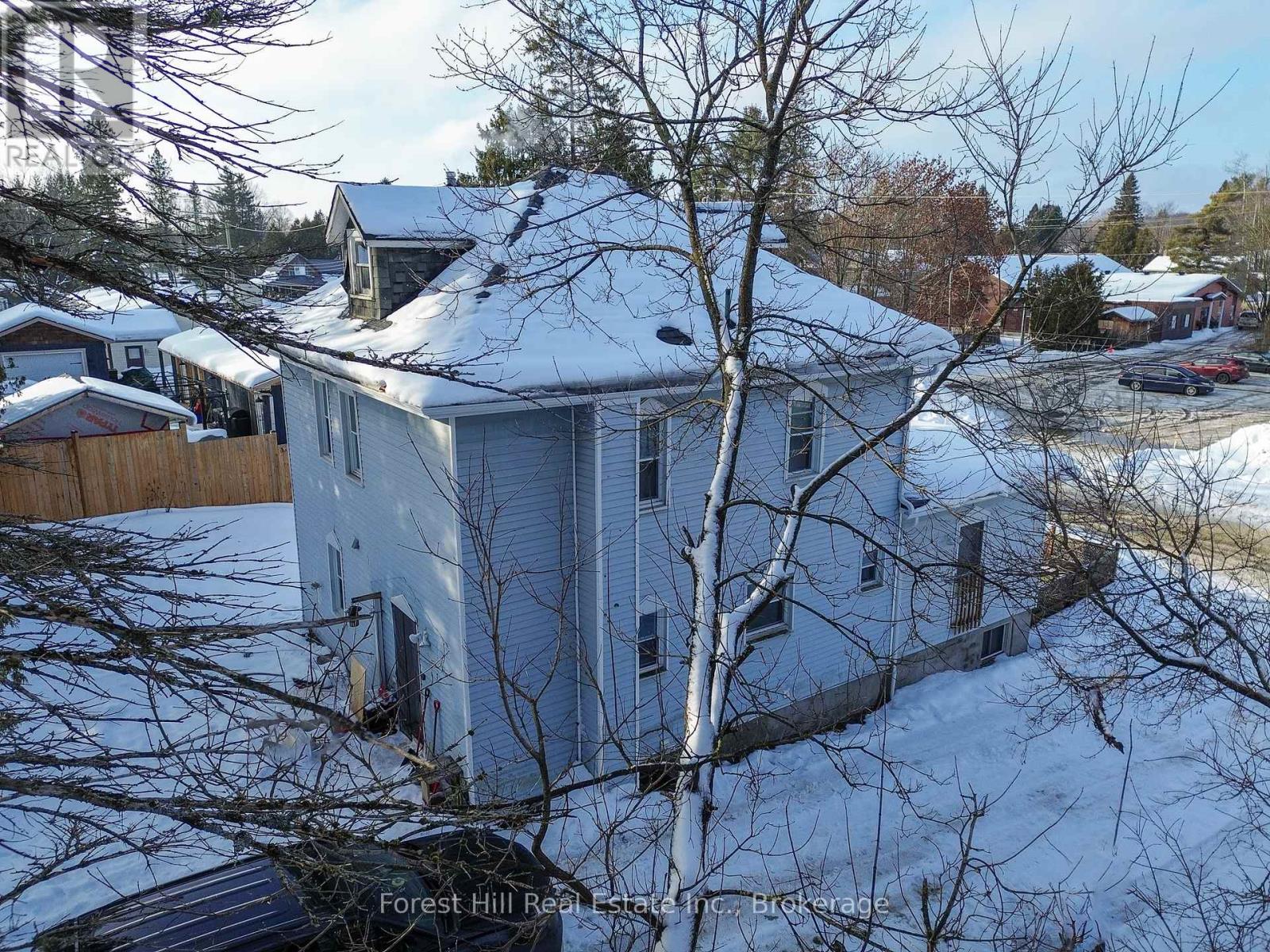 132 Richard Street, Bracebridge (Macaulay), Ontario  P1L 1J3 - Photo 11 - X12703960