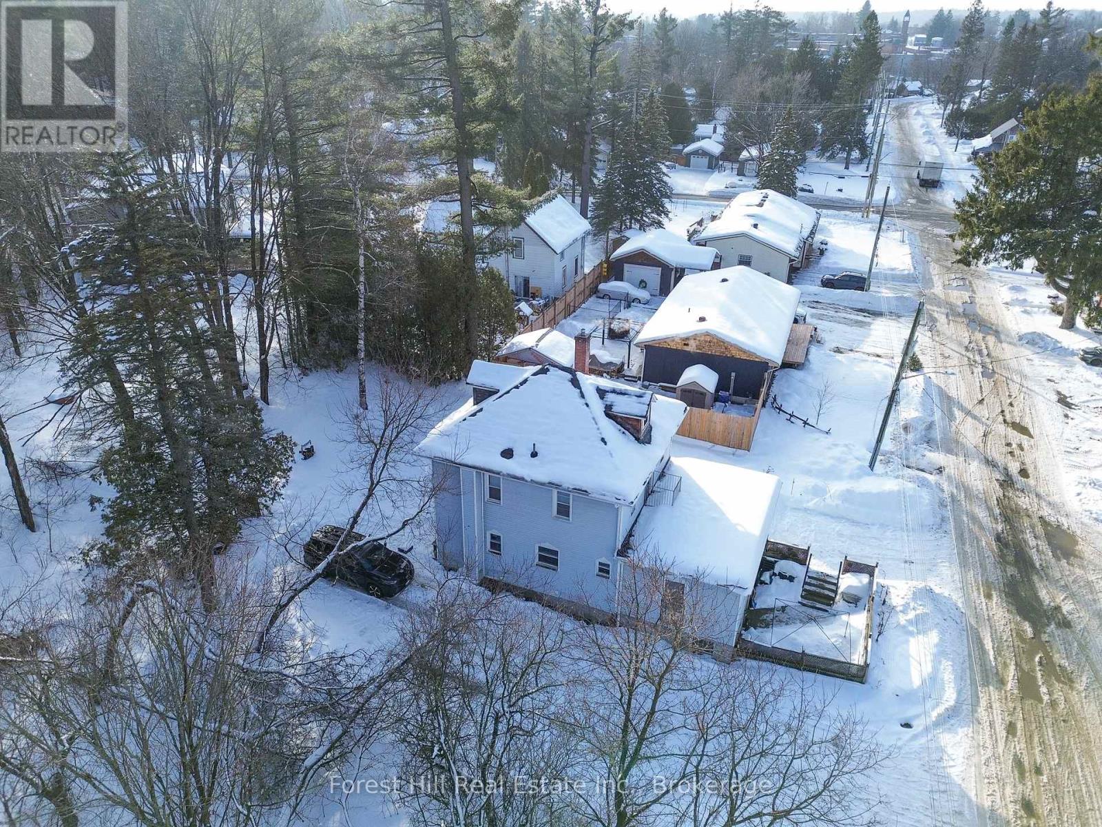 132 Richard Street, Bracebridge (Macaulay), Ontario  P1L 1J3 - Photo 7 - X12703960