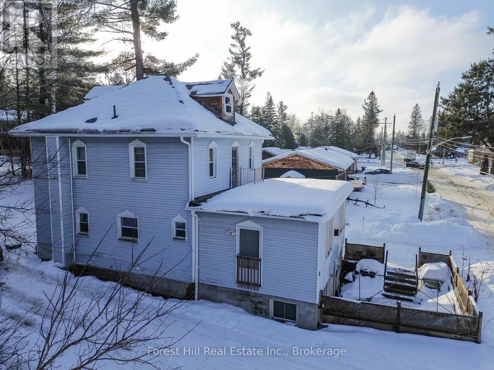 132 Richard Street, Bracebridge (Macaulay), Ontario  P1L 1J3 - Photo 9 - X12703960