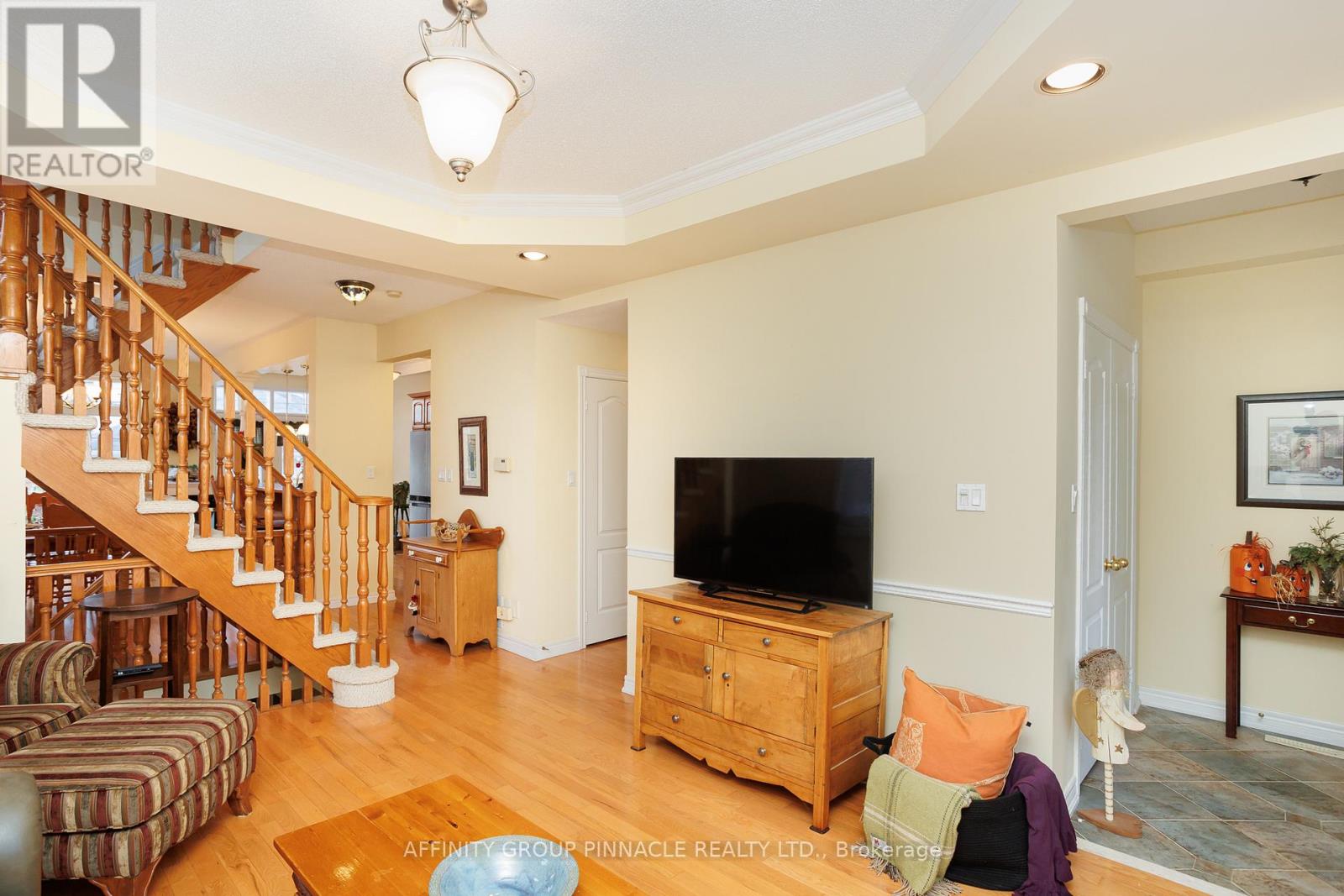 983 Lake Drive E, Georgina, Ontario  L0E 1L0 - Photo 12 - N12703872