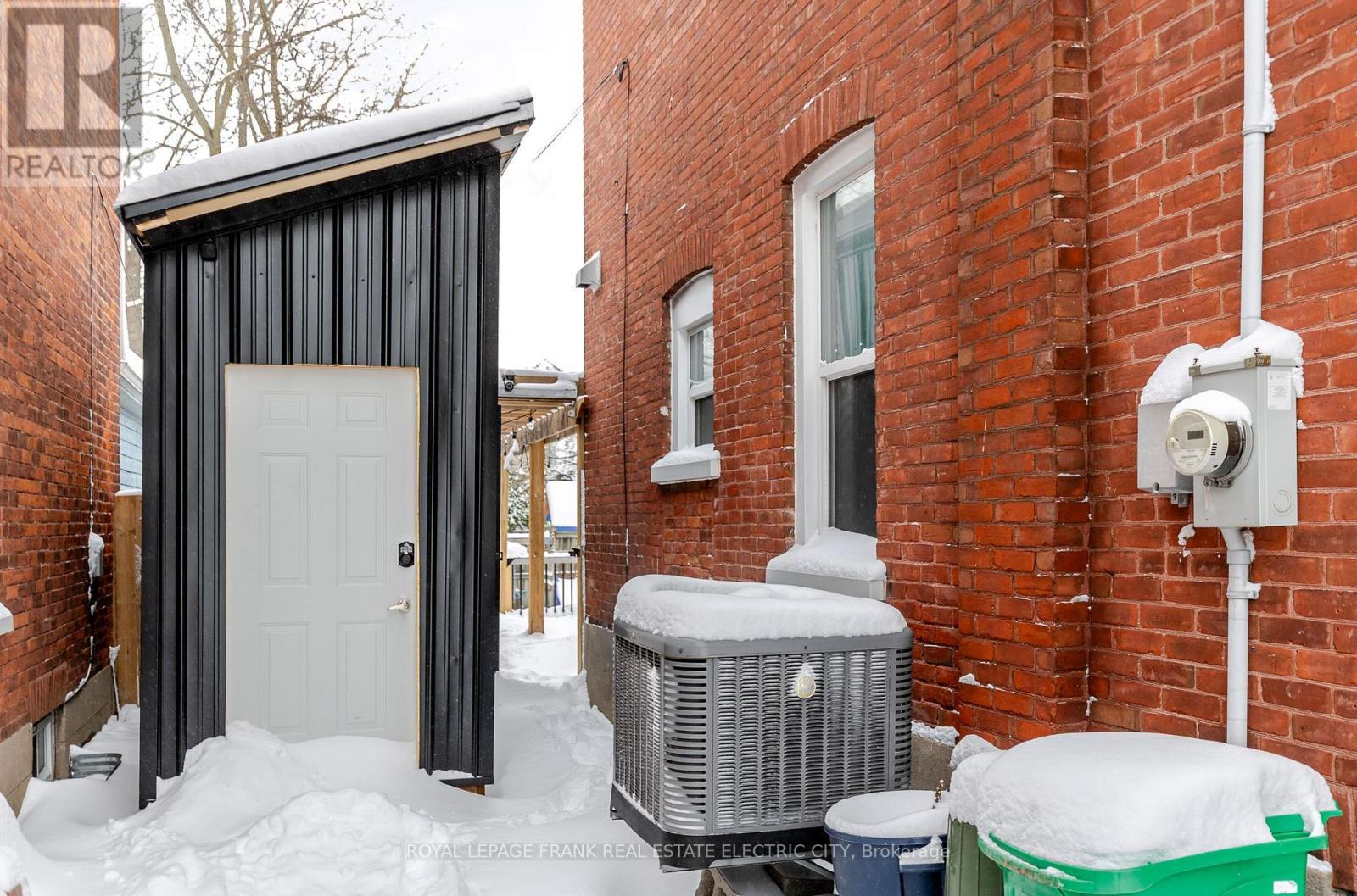 533 Bolivar Street, Peterborough, Ontario K9J 4R5 - Photo 4 - X12703862