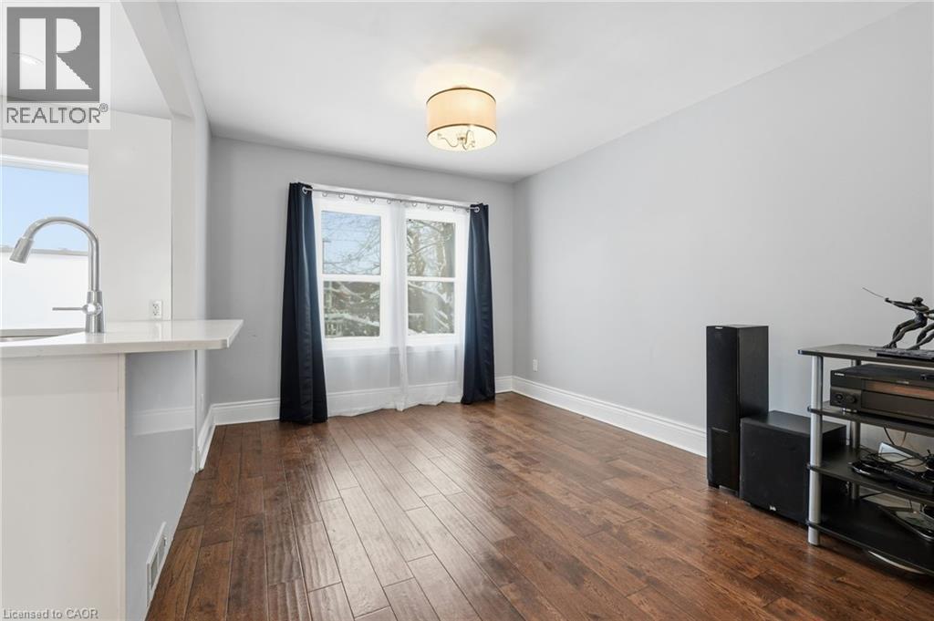 34 Balsam Avenue N, Hamilton, Ontario  L8L 6Y3 - Photo 11 - 40796333