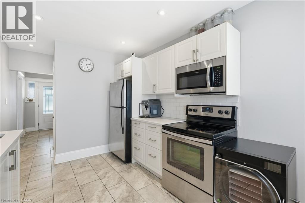 34 Balsam Avenue N, Hamilton, Ontario  L8L 6Y3 - Photo 19 - 40796333