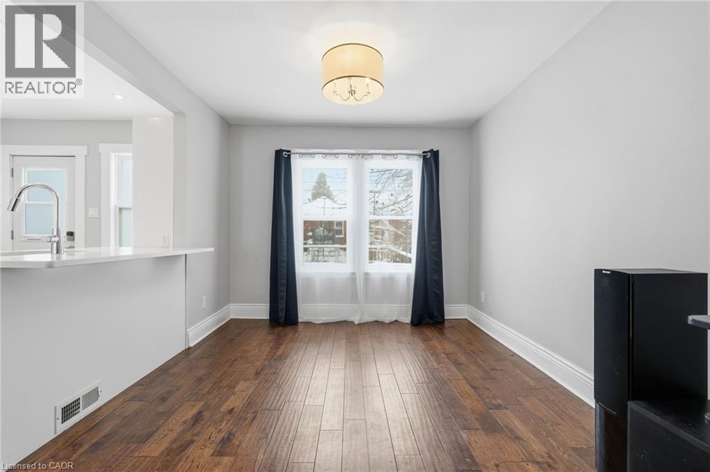 34 Balsam Avenue N, Hamilton, Ontario  L8L 6Y3 - Photo 12 - 40796333