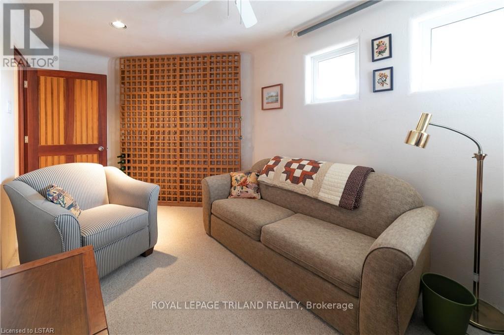 15668 Furnival Road, West Elgin, Ontario  N0L 2N0 - Photo 30 - X12703910