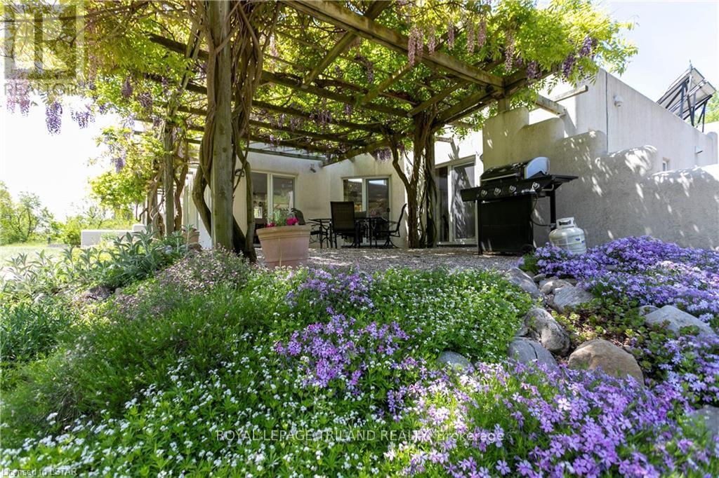 15668 Furnival Road, West Elgin, Ontario  N0L 2N0 - Photo 36 - X12703910