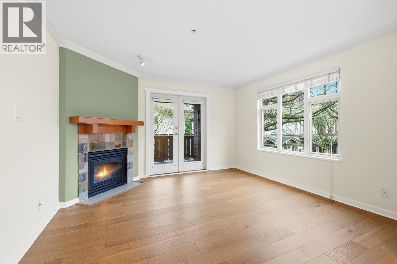 205 18 Smokey Smith Place, New Westminster, British Columbia  V3L 5V3 - Photo 3 - R3080090