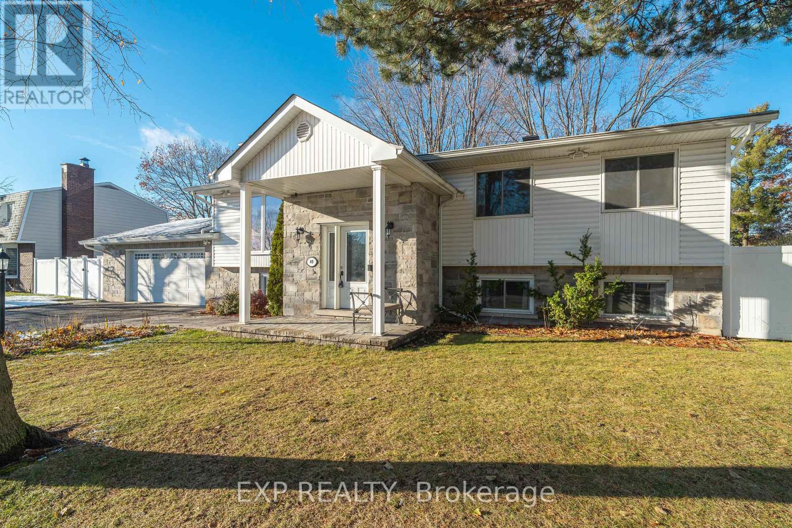 49 Larkin Drive, Ottawa, Ontario  K2J 1B1 - Photo 2 - X12703902