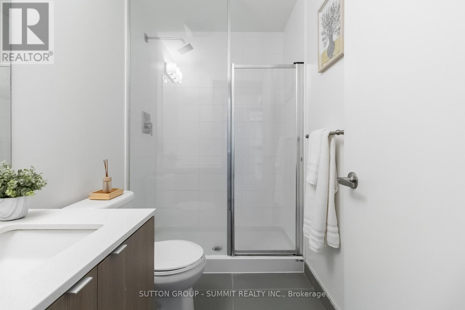 D422 - 5220 Dundas Street, Burlington, Ontario  L7L 0J4 - Photo 17 - W12617158