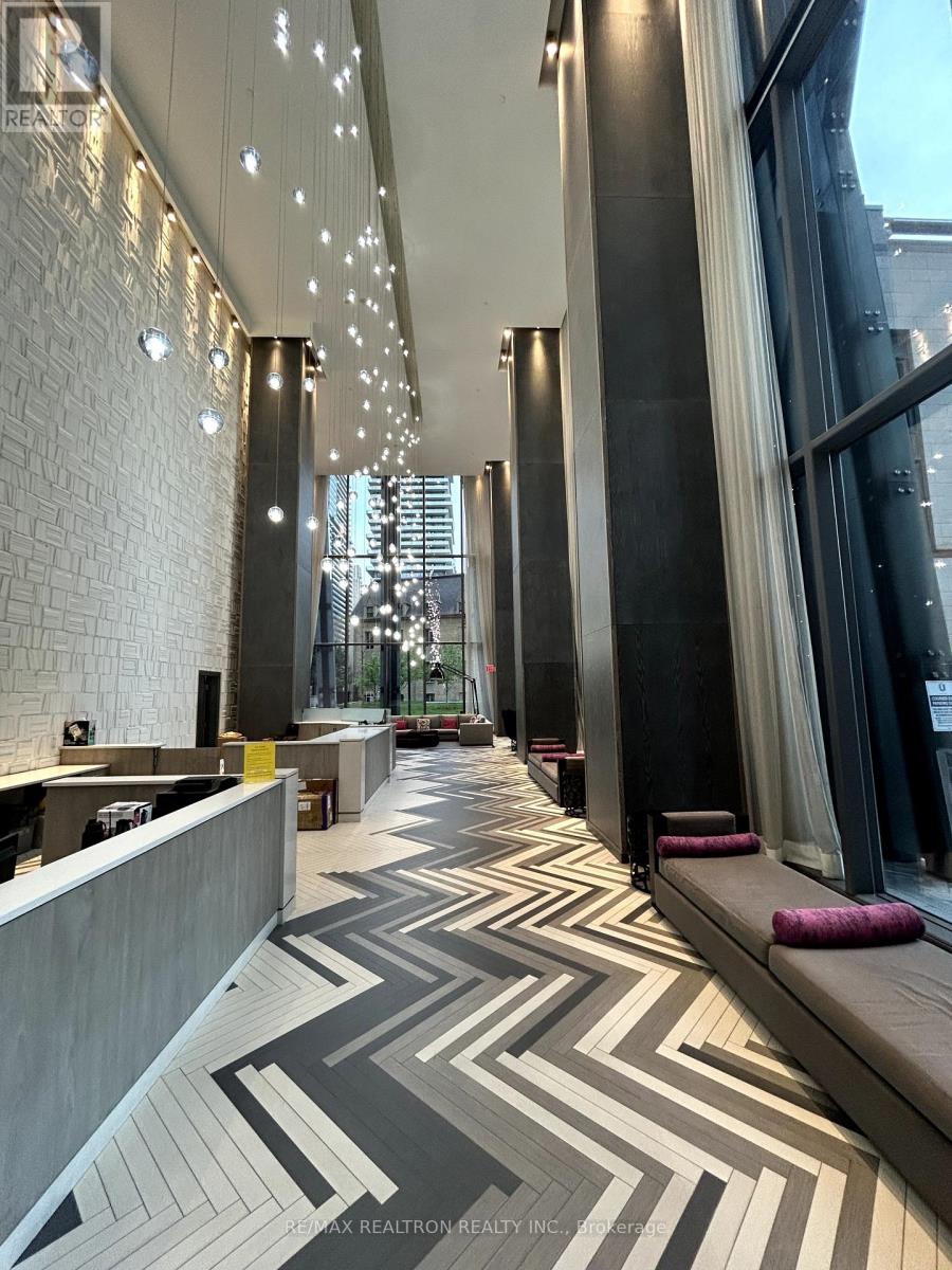 Lph3 - 1080 Bay Street, Toronto, Ontario  M5S 0A5 - Photo 7 - C12097156