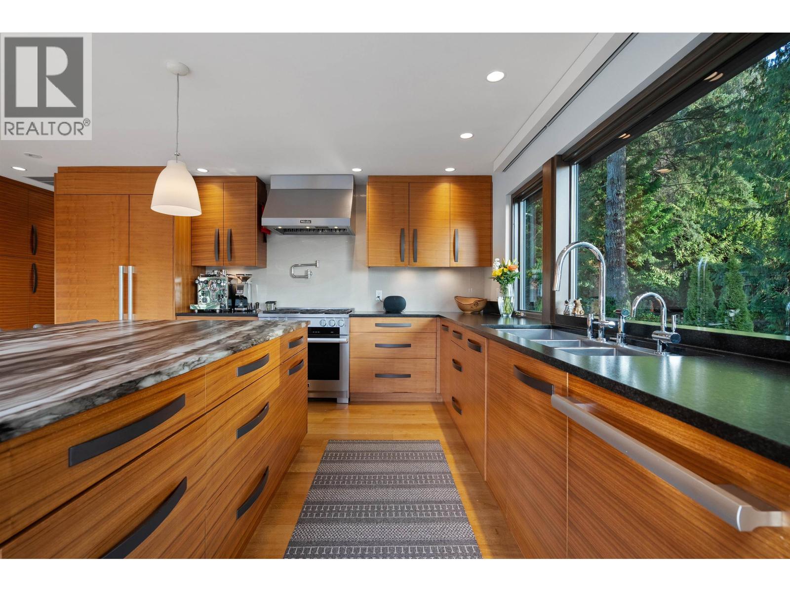 5361 Brookside Avenue, West Vancouver, British Columbia  V7W 1N2 - Photo 9 - R3080236