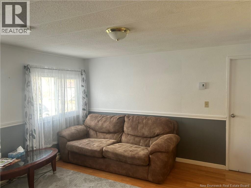 194 Union Street, Woodstock, New Brunswick  E7M 2X5 - Photo 9 - NB132275