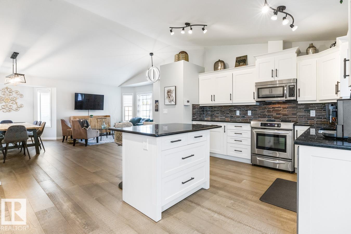 20 Darlington Dr, Sherwood Park, Alberta  T8H 1R8 - Photo 6 - E4470278